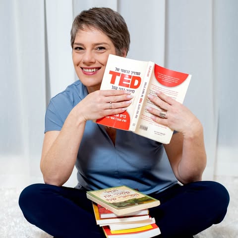 Anastasia Ofek Azrak